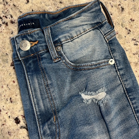 Jeans size 6 Aeropostale used - Picture 2 of 3